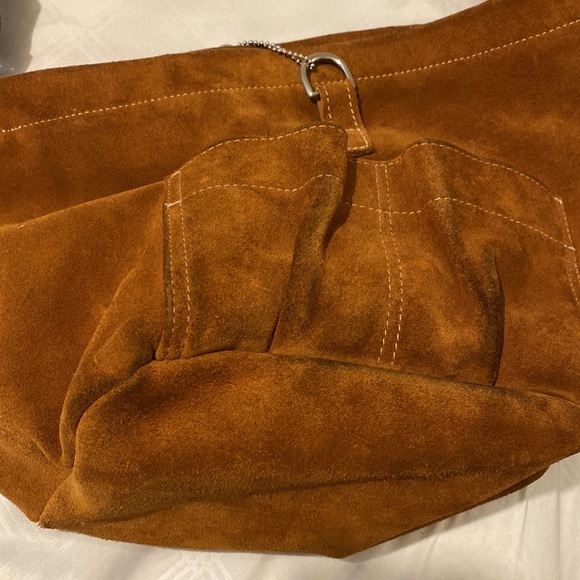 Gently used Kylie Malibu handbag , with minor discoloration and spot - Picture 2 of 6